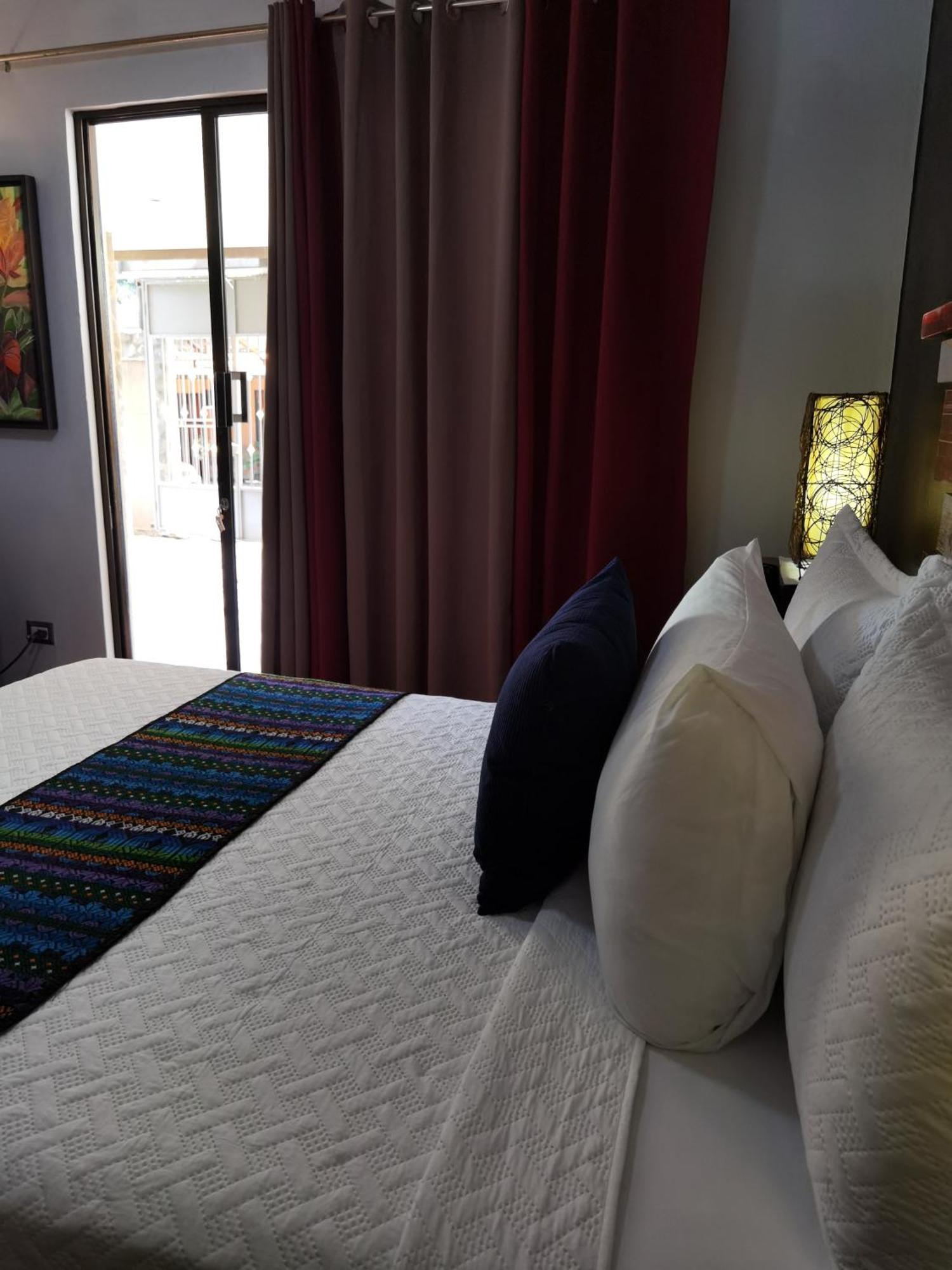 Sunrise House Bed & Breakfast Quepos Dış mekan fotoğraf