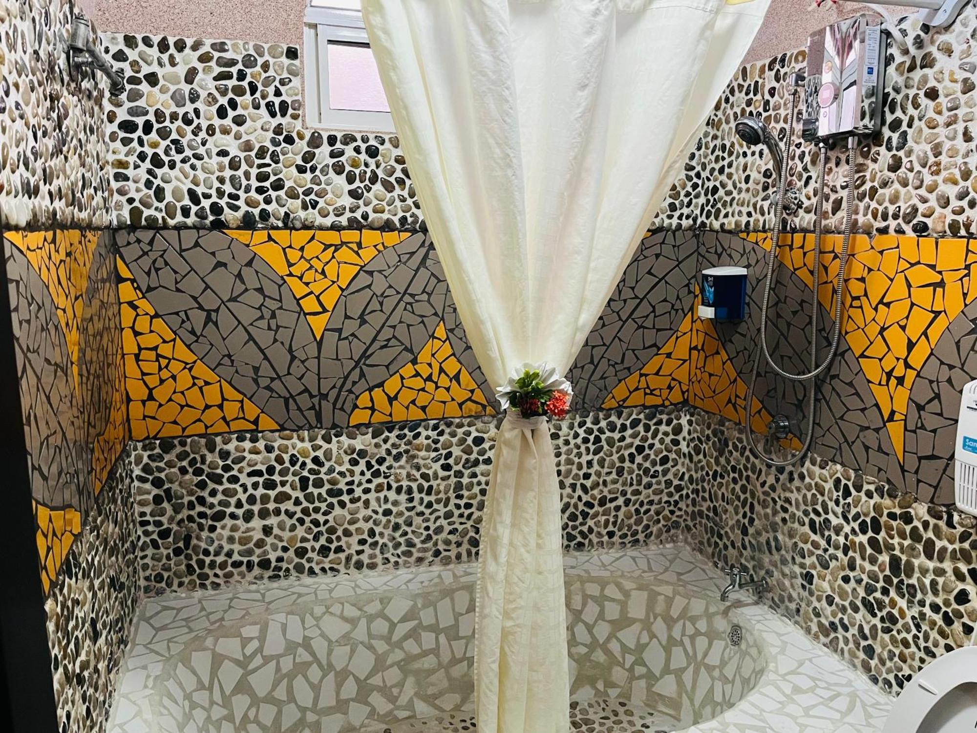 Sunrise House Bed & Breakfast Quepos Dış mekan fotoğraf