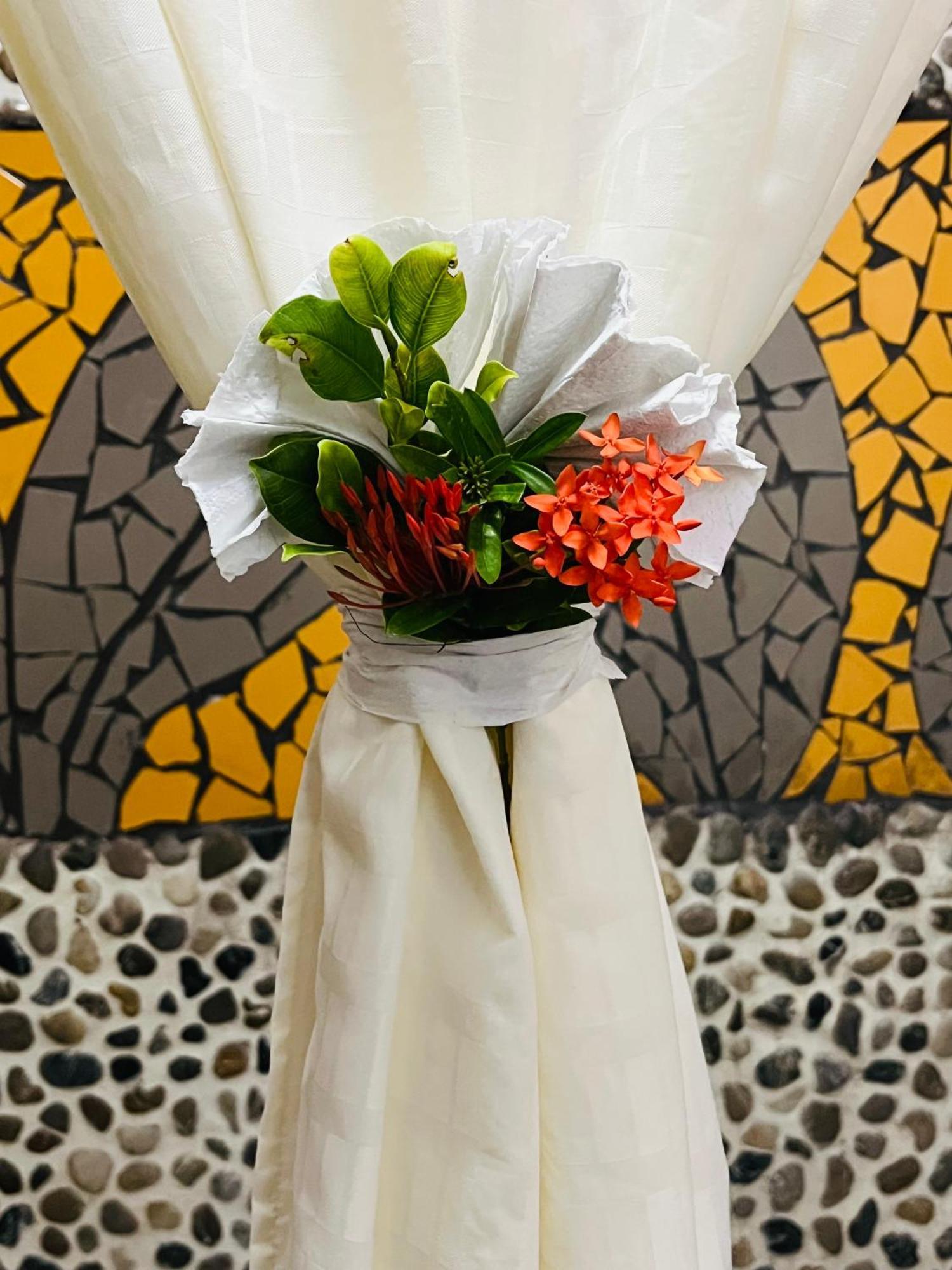 Sunrise House Bed & Breakfast Quepos Dış mekan fotoğraf