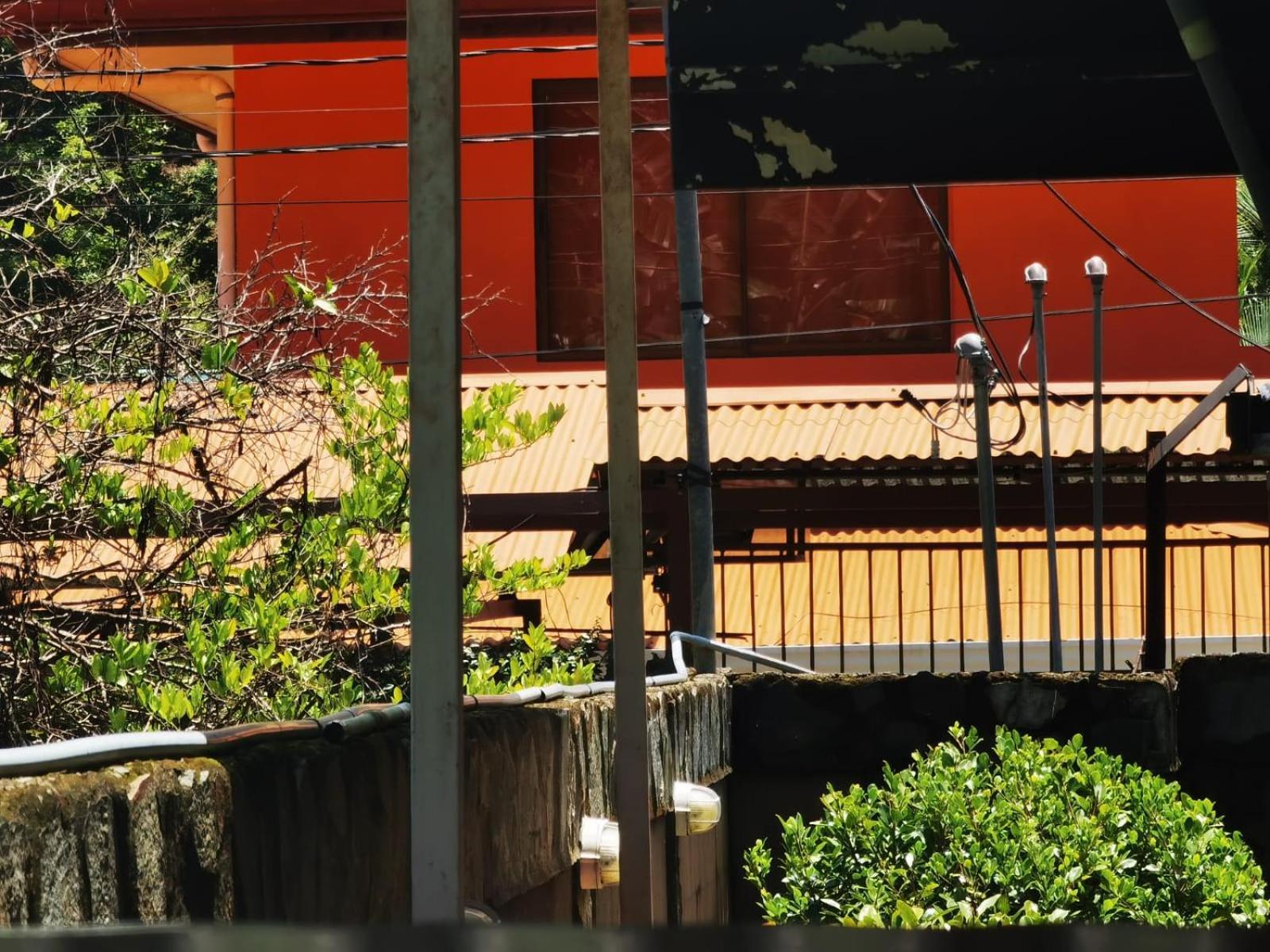 Sunrise House Bed & Breakfast Quepos Dış mekan fotoğraf